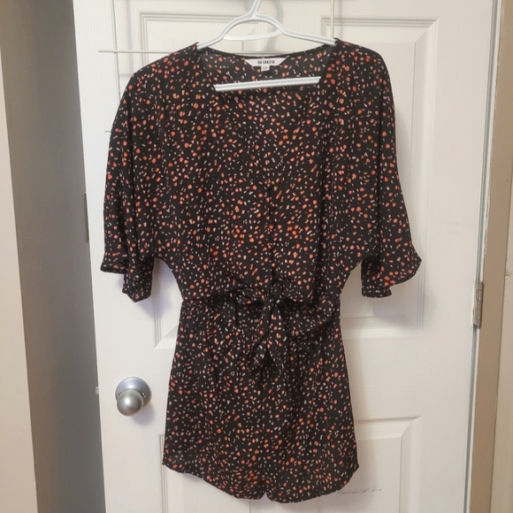 NWOT BB Dakota romper size XS - Picture 4 of 6